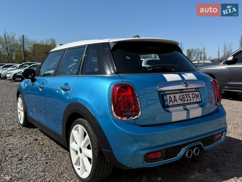 Хетчбек MINI Cooper 2017 в Черкасах