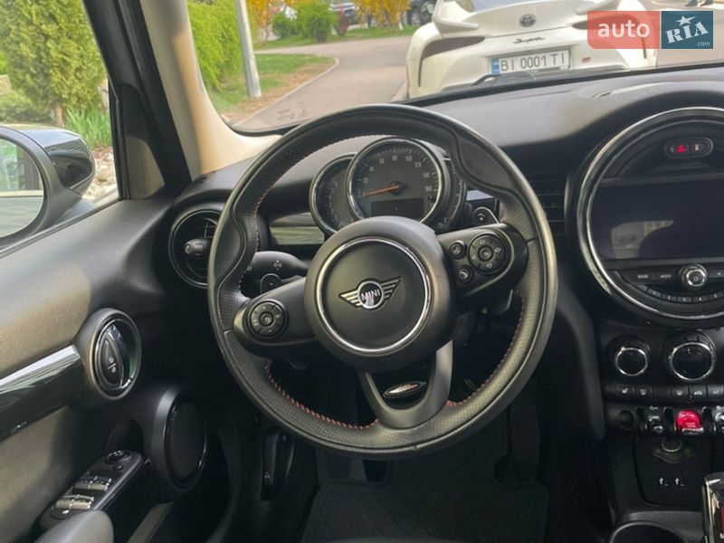 Хетчбек MINI Cooper 2020 в Києві
