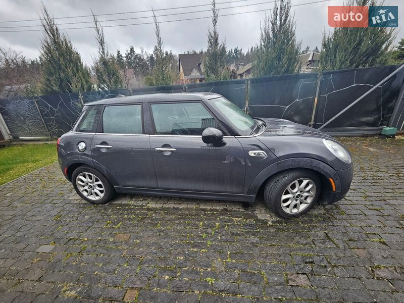 Хетчбек MINI Cooper 2016 в Києві
