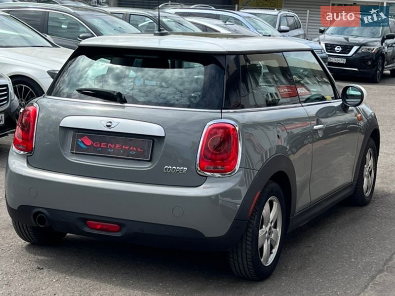 Хетчбек MINI Cooper 2015 в Одесі
