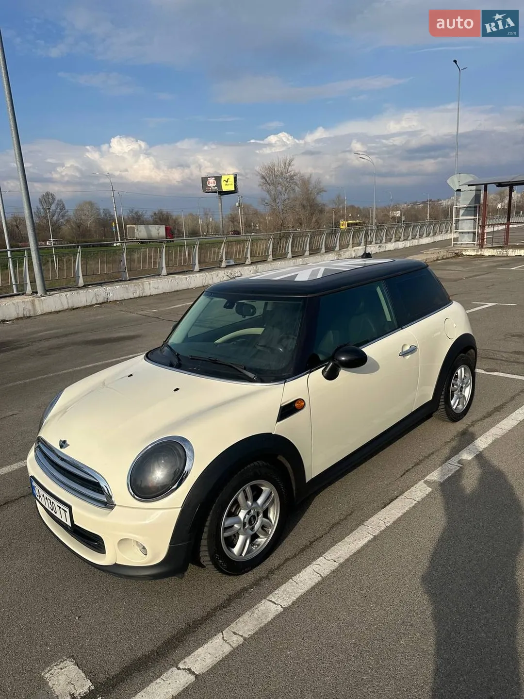 2013 MINI Cooper - мініатюра 6