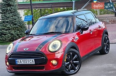 Хэтчбек MINI Cooper 2017 в Киеве