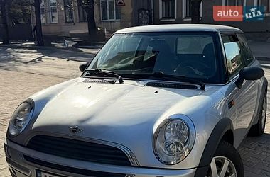 Хэтчбек MINI Cooper 2004 в Ивано-Франковске