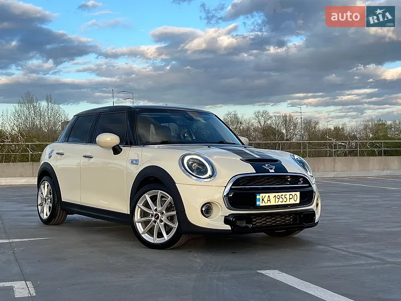 MINI Cooper 2019