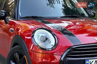 Хетчбек MINI Cooper 2017 в Черкасах