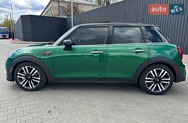 Хэтчбек MINI Cooper 2021 в Киеве фото 4 Хэтчбек MINI Cooper 2021 в Киеве
