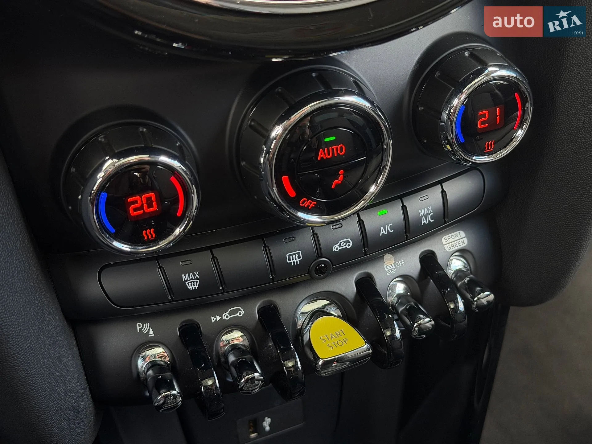 2023 MINI Cooper - мініатюра 28