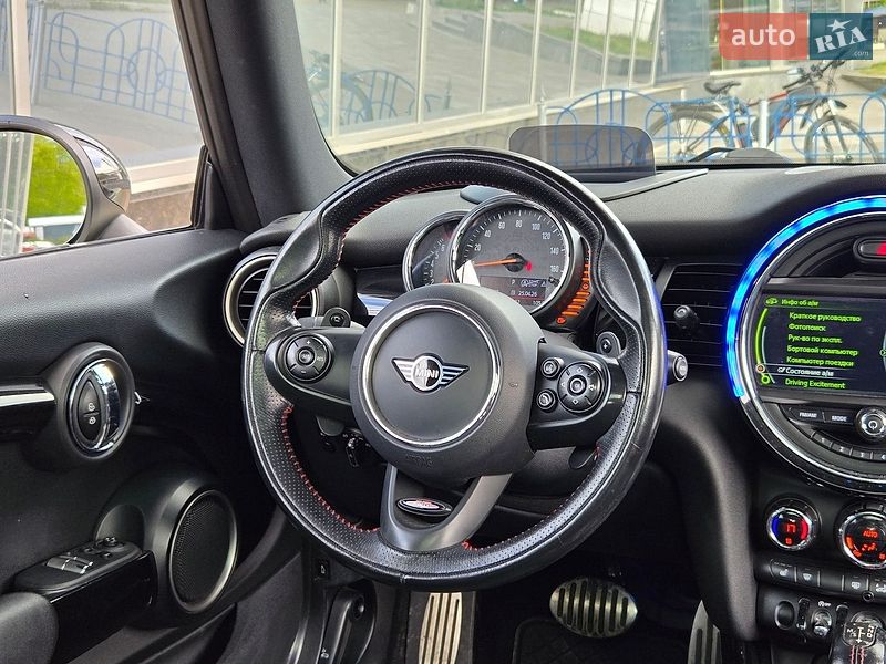 Хэтчбек MINI Cooper 2014 в Киеве