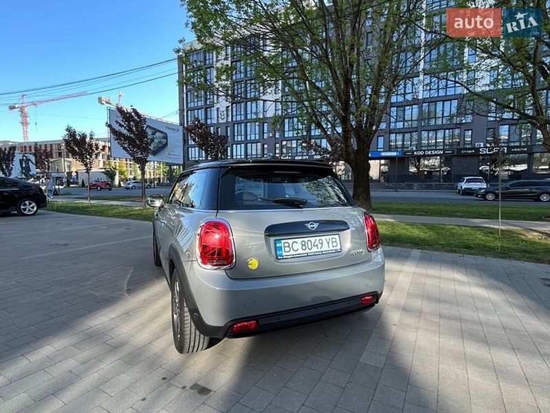 Хэтчбек MINI Cooper 2021 в Ужгороде