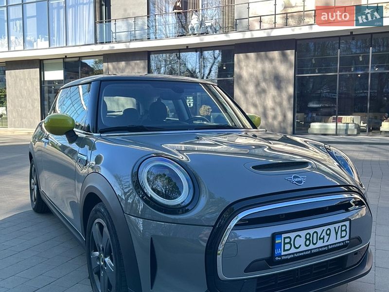 Хэтчбек MINI Cooper 2021 в Ужгороде