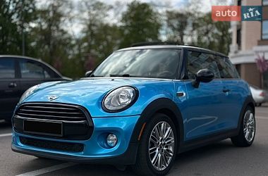 Купе MINI Cooper 2015 в Кременчуге Купе MINI Cooper 2015 в Кременчуге