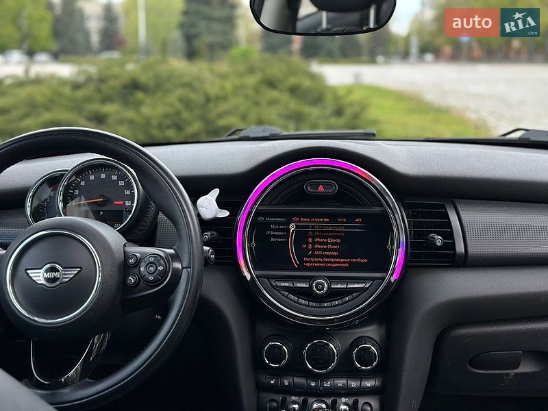 Купе MINI Cooper 2015 в Кременчуці