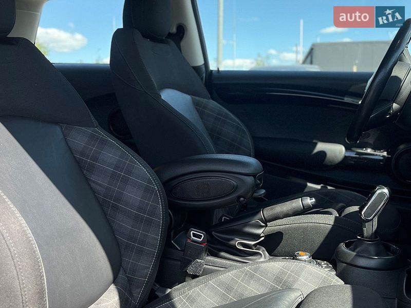 Хетчбек MINI Cooper 2018 в Мукачевому