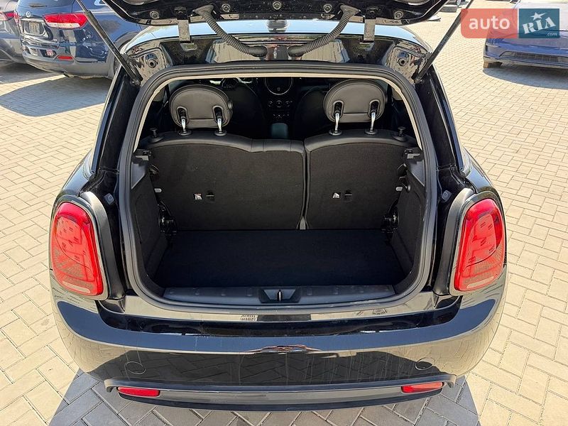 Хетчбек MINI Cooper 2020 в Луцьку