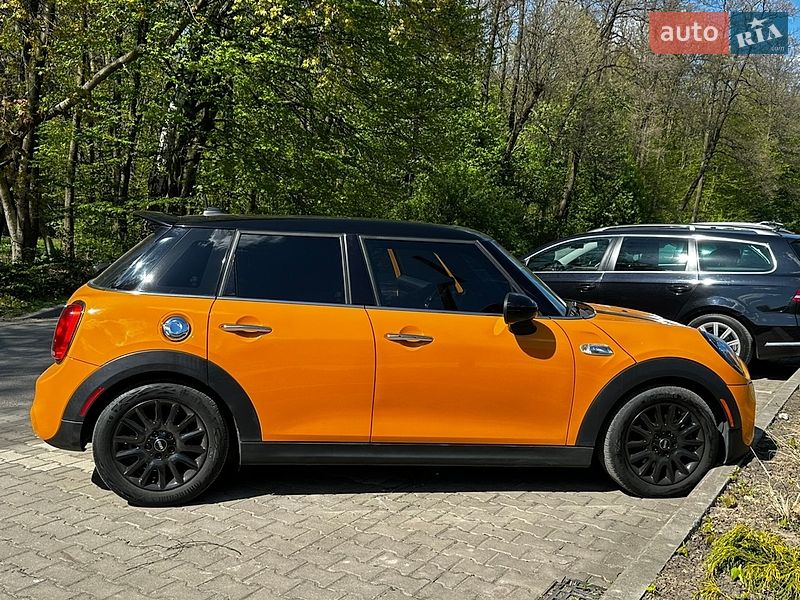 Хетчбек MINI Cooper 2016 в Львові