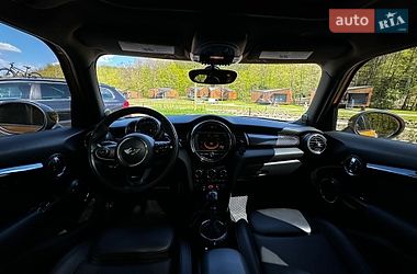 Хетчбек MINI Cooper 2016 в Львові