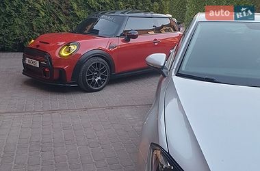 Хэтчбек MINI Cooper 2015 в Виннице
