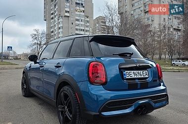 Хетчбек MINI Cooper 2023 в Южноукраїнську