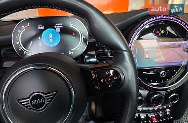 Хетчбек MINI Cooper 2023 в Южноукраїнську