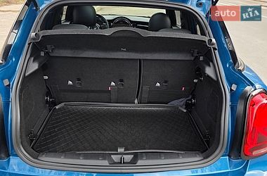 Хетчбек MINI Cooper 2023 в Южноукраїнську