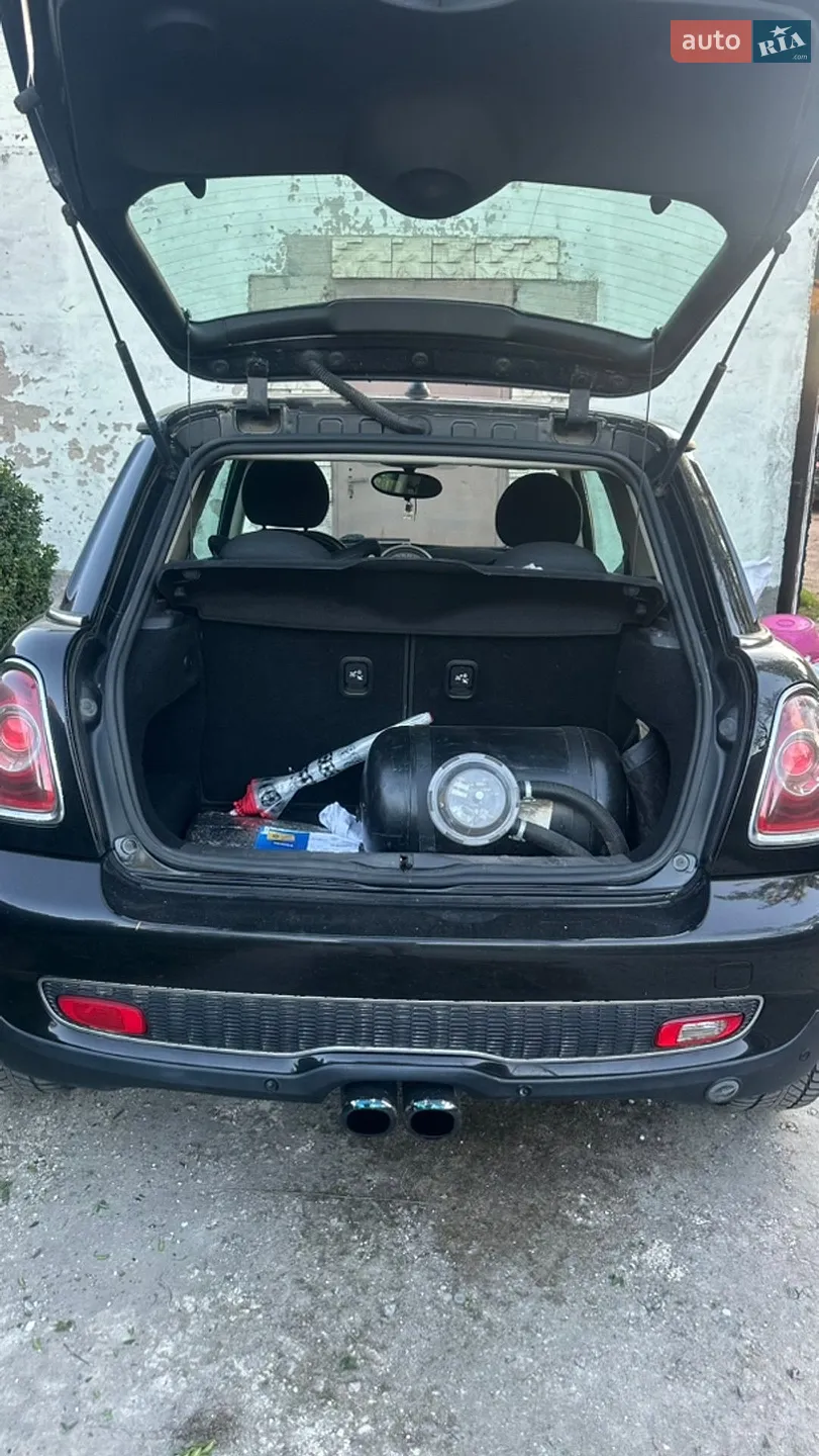 2010 MINI Cooper - мініатюра 6