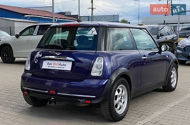Хетчбек MINI Cooper 2004 в Чернівцях