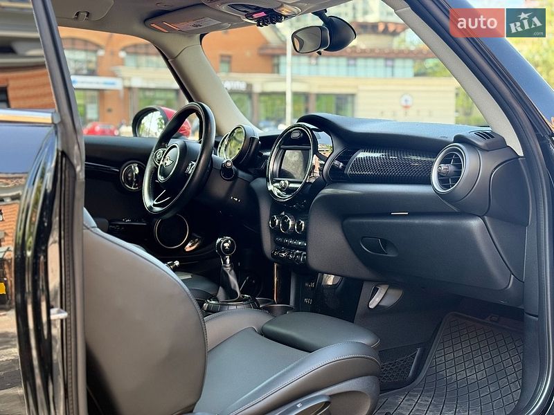 Хэтчбек MINI Cooper 2014 в Киеве