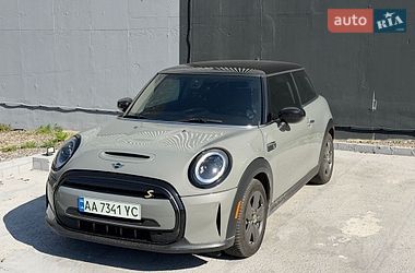 Хэтчбек MINI Cooper 2021 в Киеве