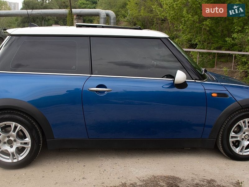 Хэтчбек MINI Cooper 2006 в Киеве
