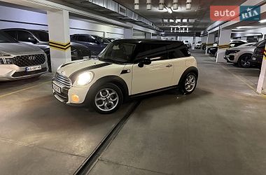 Хэтчбек MINI Cooper 2013 в Киеве
