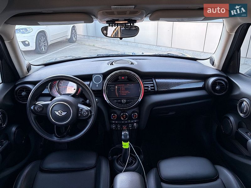Хетчбек MINI Cooper 2017 в Києві