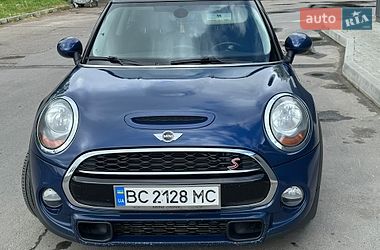 Хэтчбек MINI Cooper 2016 в Львове