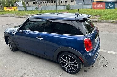 Хэтчбек MINI Cooper 2016 в Львове