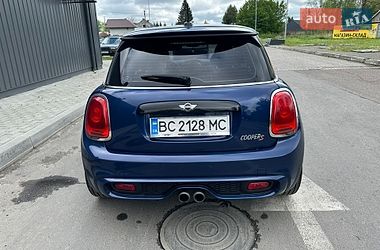 Хэтчбек MINI Cooper 2016 в Львове