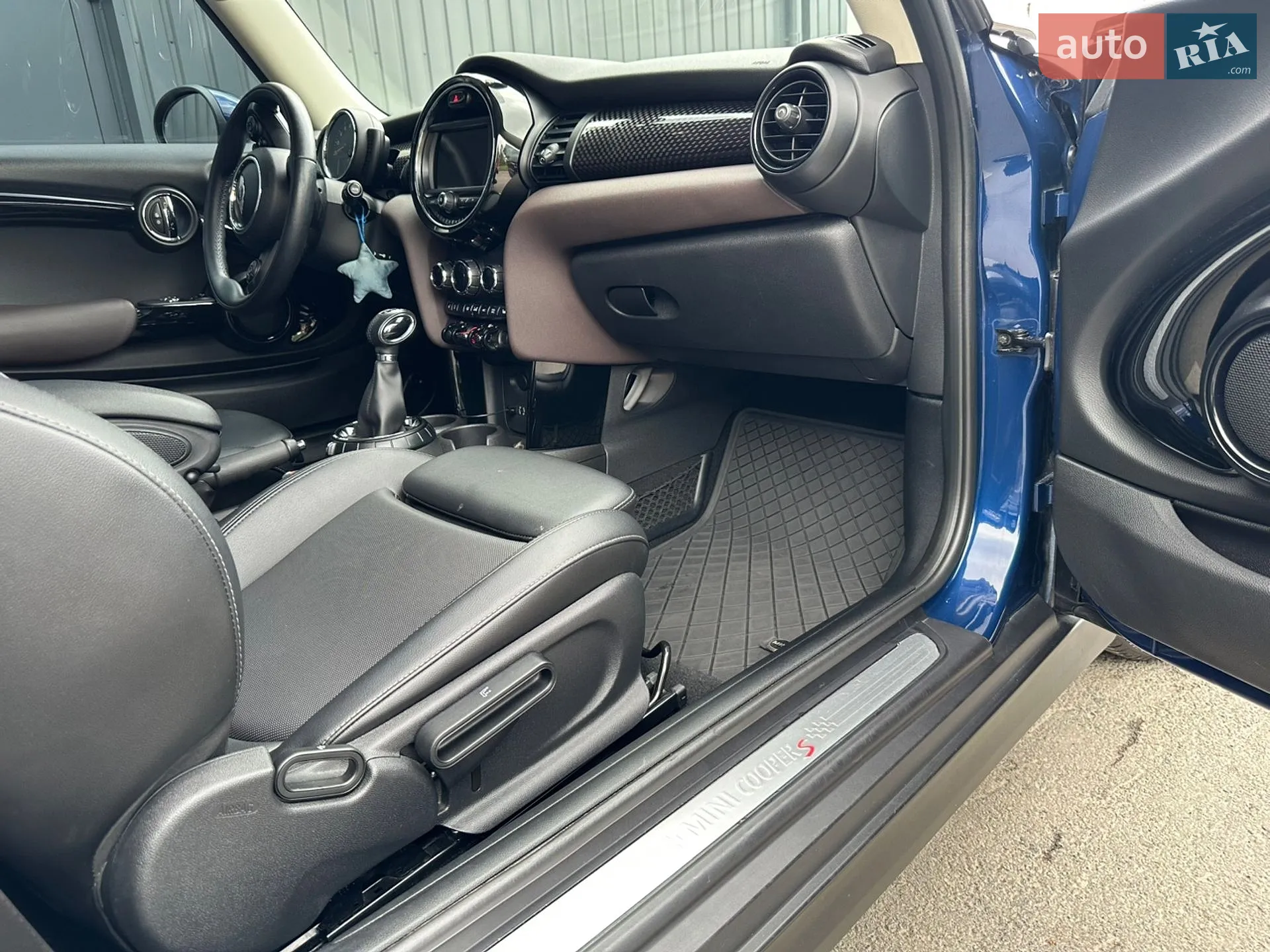 2016 MINI Cooper - мініатюра 8