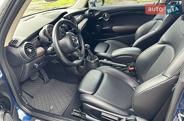 Хэтчбек MINI Cooper 2016 в Львове
