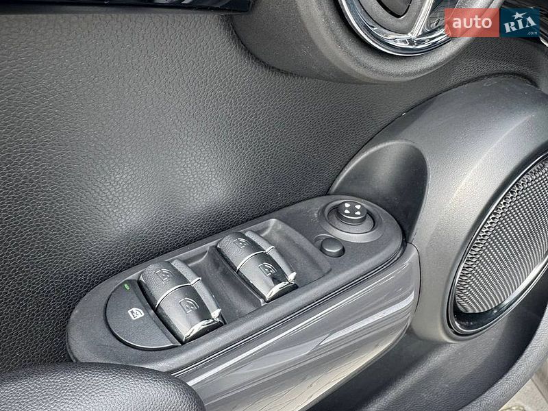 Хетчбек MINI Cooper 2020 в Києві фото 12 Хетчбек MINI Cooper 2020 в Києві