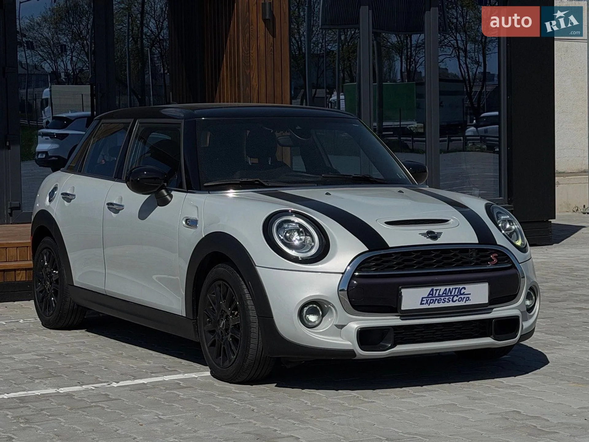 2020 MINI Cooper - мініатюра 2