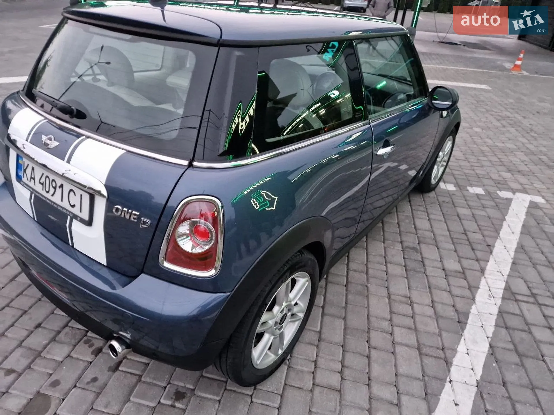 2010 MINI Cooper - мініатюра 5