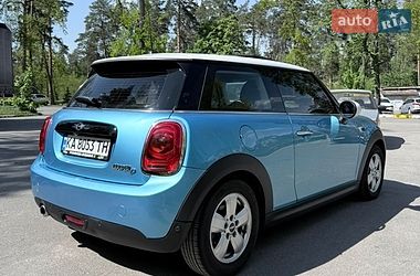 Хетчбек MINI Cooper 2016 в Києві
