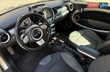 Хэтчбек MINI Cooper 2010 в Ирпене
