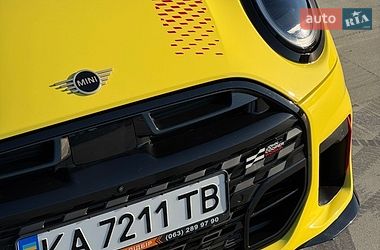 Хетчбек MINI Cooper 2024 в Києві