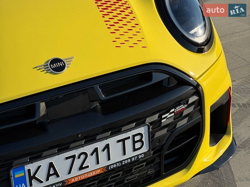 Хетчбек MINI Cooper 2024 в Києві
