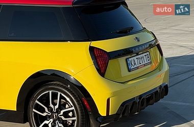 Хетчбек MINI Cooper 2024 в Києві