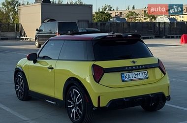 Хетчбек MINI Cooper 2024 в Києві