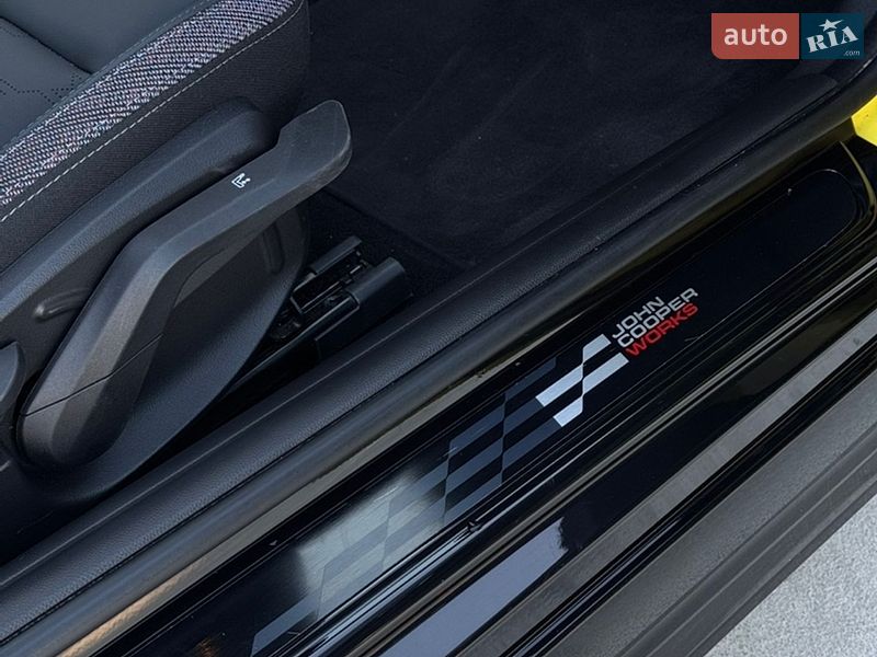 Хетчбек MINI Cooper 2024 в Києві