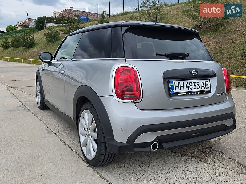Хетчбек MINI Cooper 2023 в Одесі