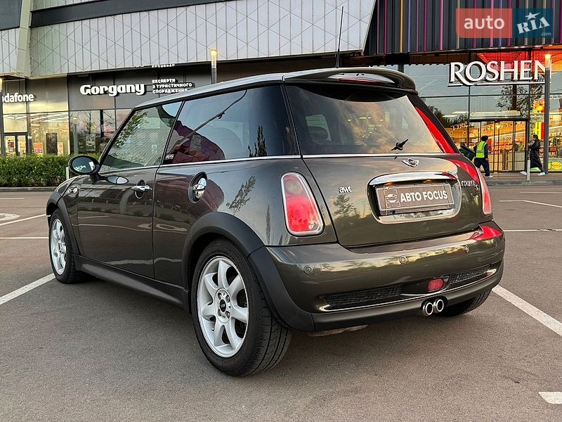 Хэтчбек MINI Cooper 2005 в Киеве
