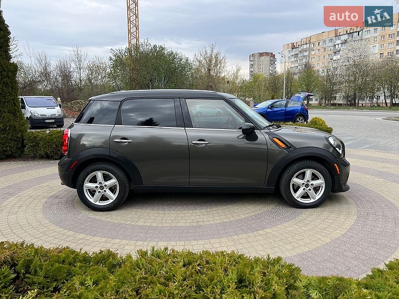 Хэтчбек MINI Cooper 2012 в Львове