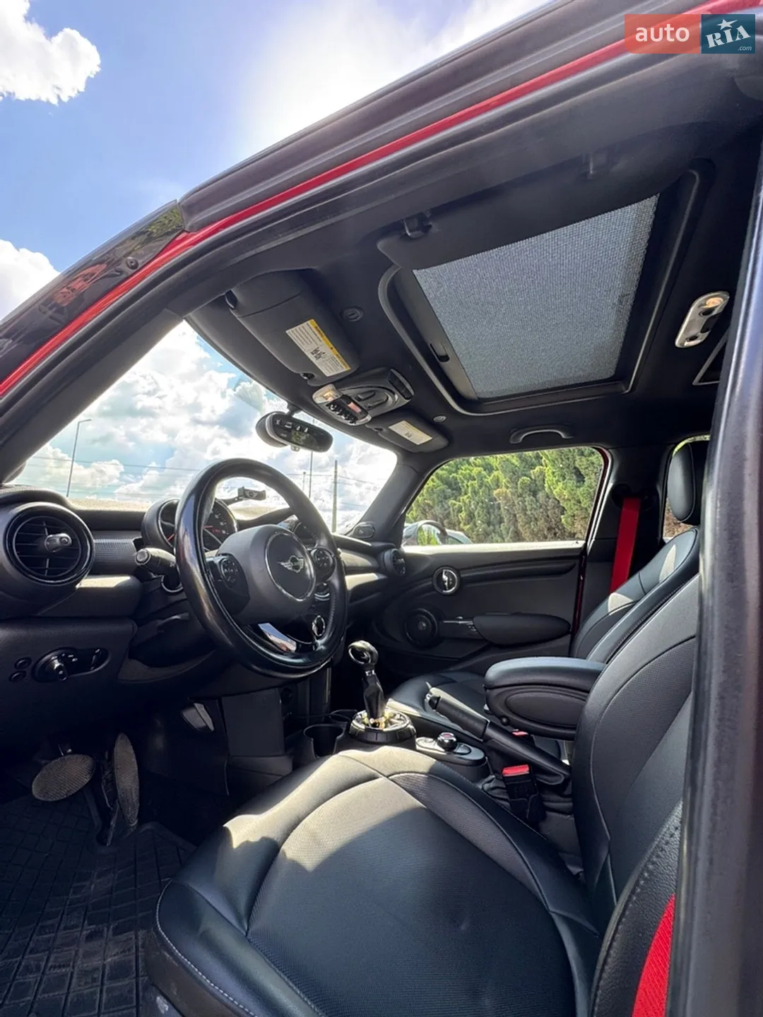 2015 MINI Cooper - мініатюра 13